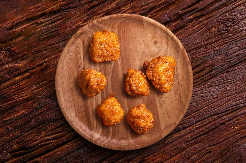 Special Garlic Saucy Poppers - 6 pcs