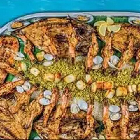 سینی ویژه مخلوط بحرنا هشت تا ده نفره