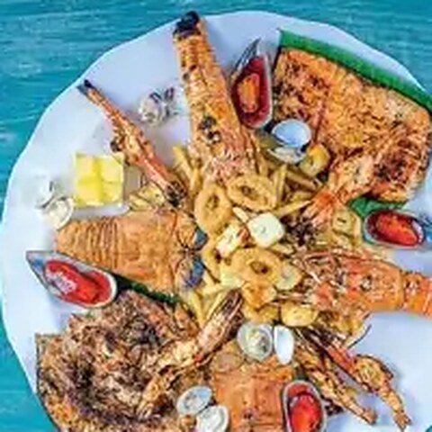 دیس مخلوط دریایی با لابستر سه نفره